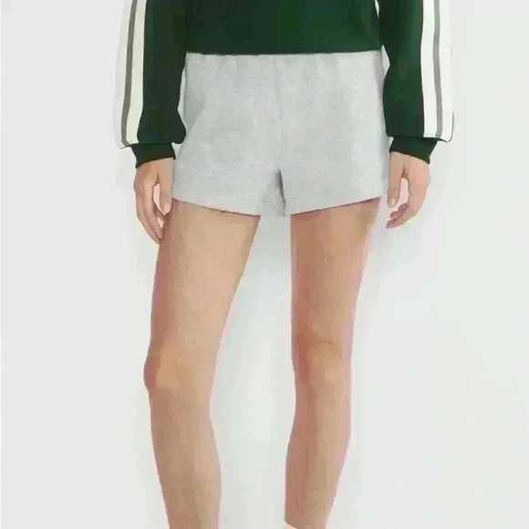 Aritzia TNA Cozy Perfect Fleece Grey Shorts size XS - Picture 2 of 6